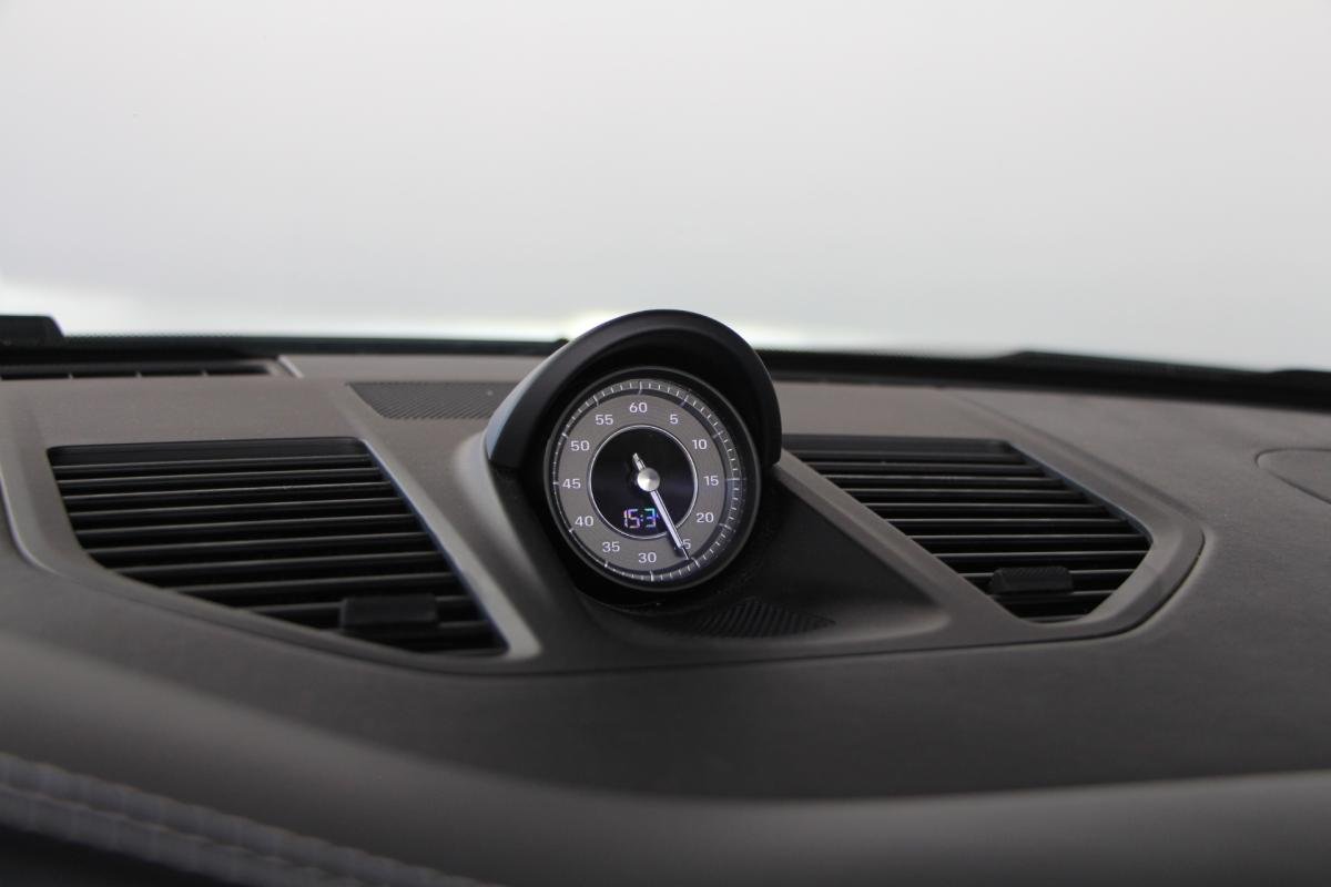 Porsche 911 - Photo 21
