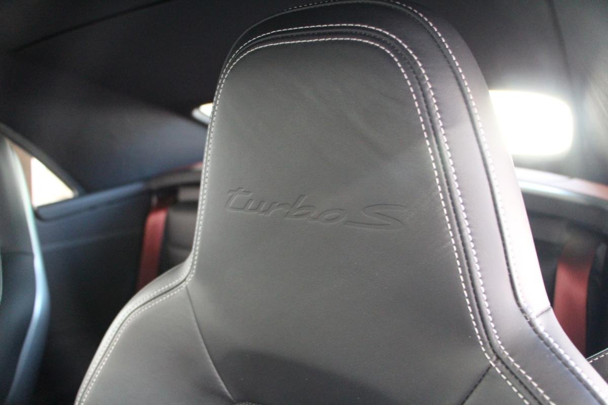 Porsche 911 - Photo 28