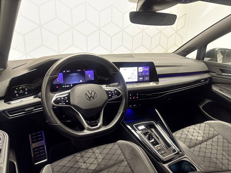 Volkswagen Golf - Photo 21