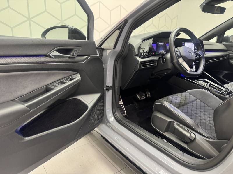 Volkswagen Golf - Photo 32