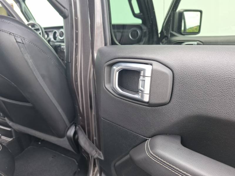Jeep Wrangler - Photo 48