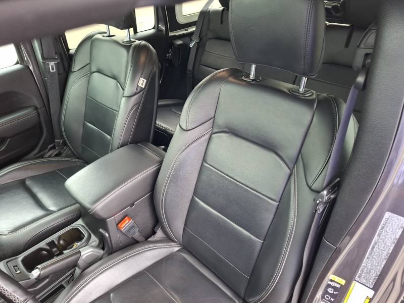 Jeep Wrangler - Photo 9