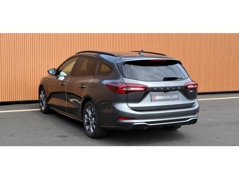 Ford Focus - Photo 12