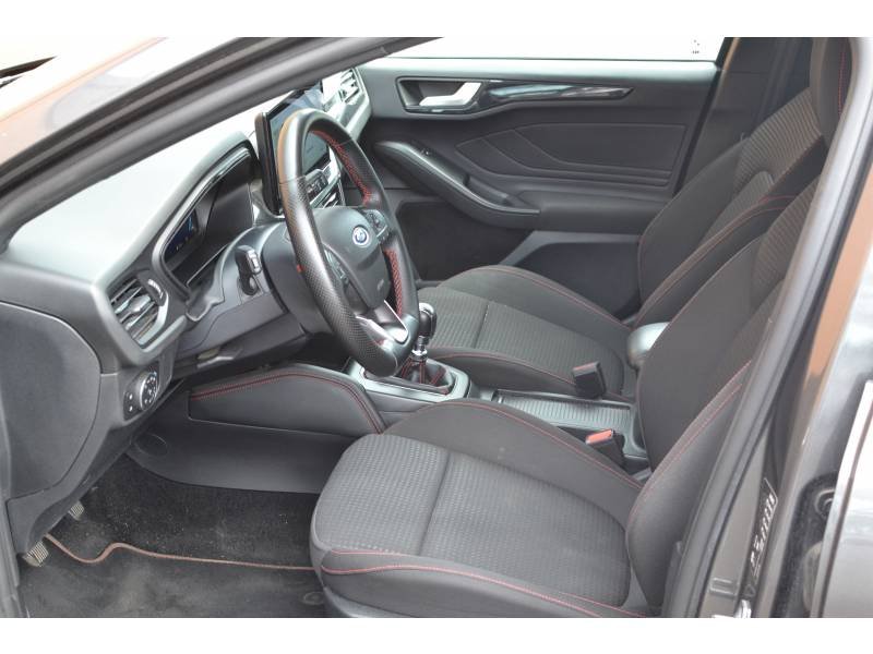 Ford Focus - Photo 40