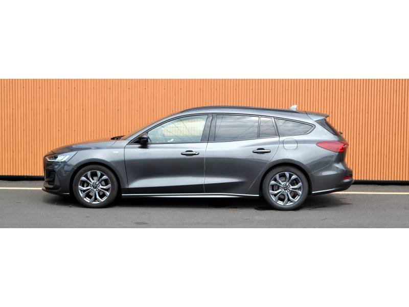 Ford Focus - Photo 4