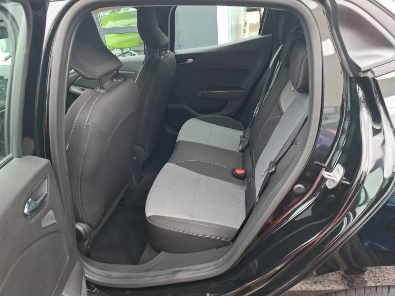 Renault Clio - Photo 23