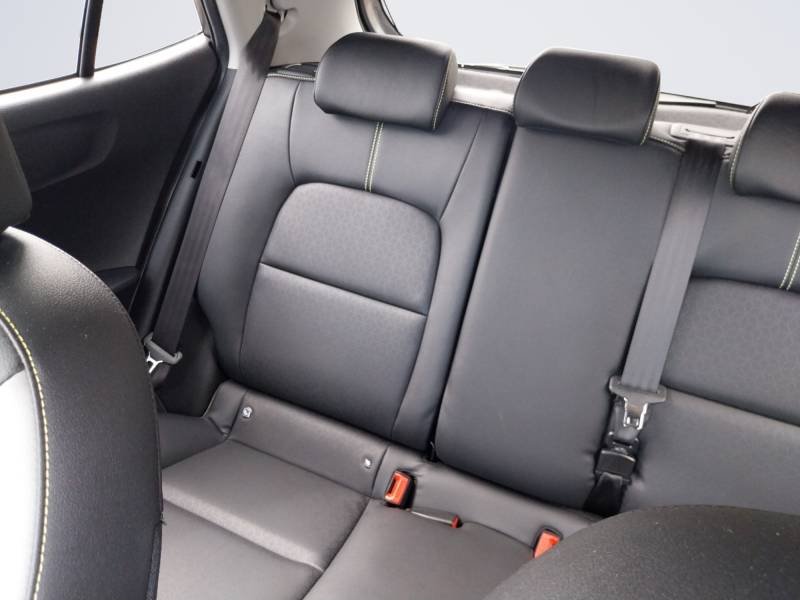 Kia Picanto - Photo 13