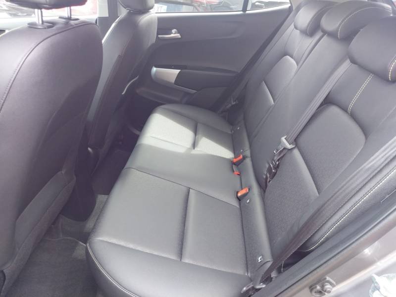 Kia Picanto - Photo 21