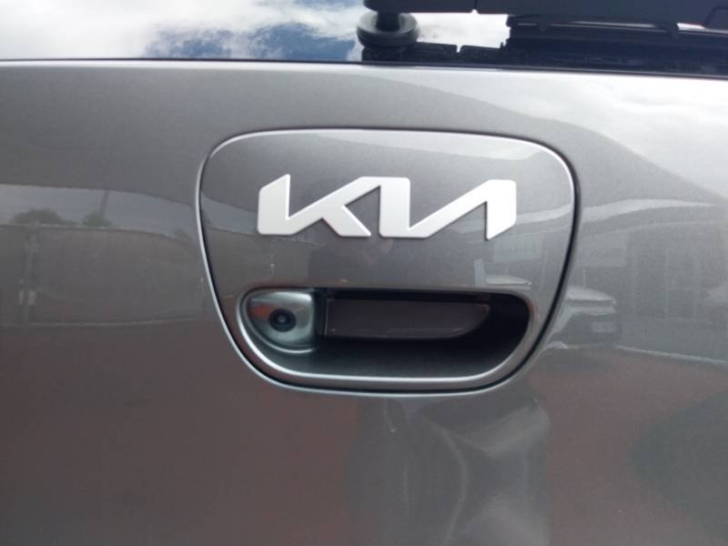 Kia Picanto - Photo 25