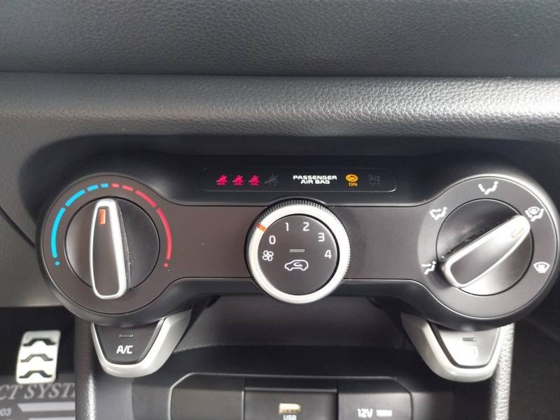Kia Picanto - Photo 39