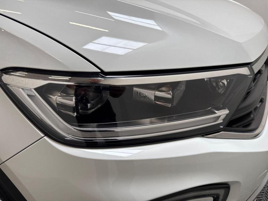 Volkswagen T-Roc - Photo 25
