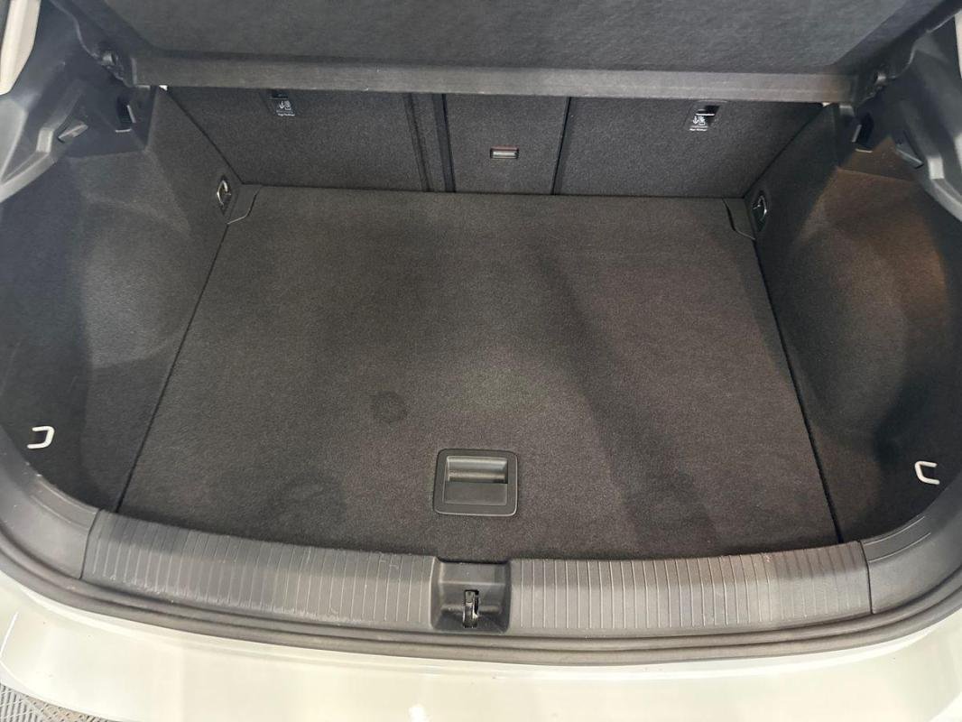 Volkswagen T-Roc - Photo 31