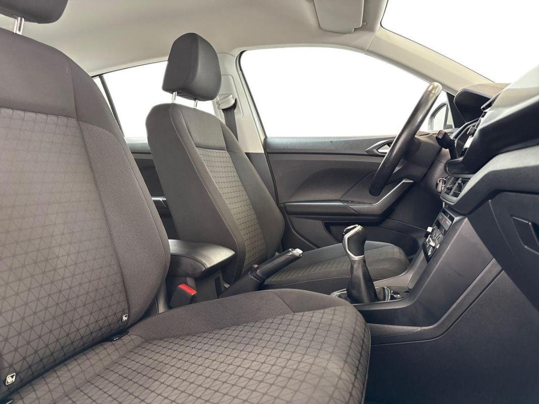 Volkswagen T-Cross - Photo 13