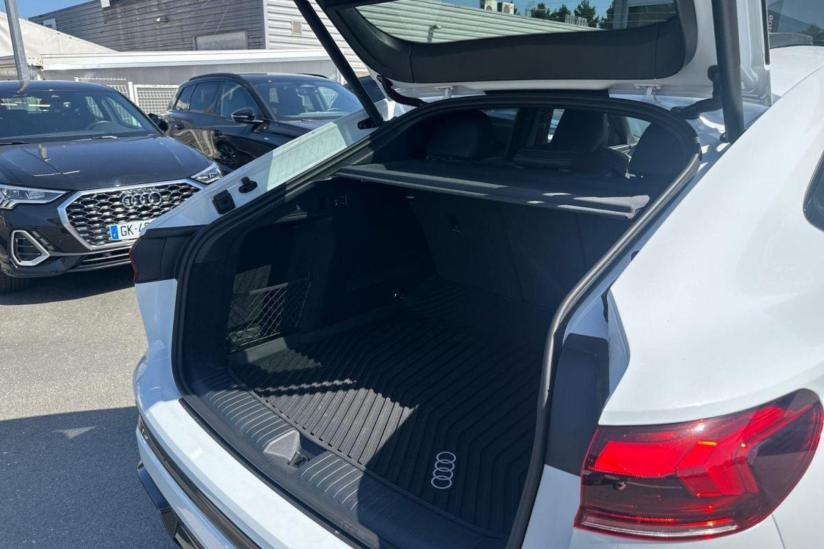 Audi SQ6 e-tron - Photo 21