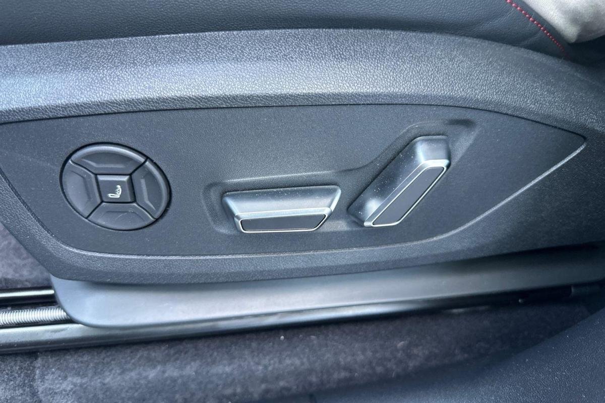 Audi SQ6 e-tron - Photo 31