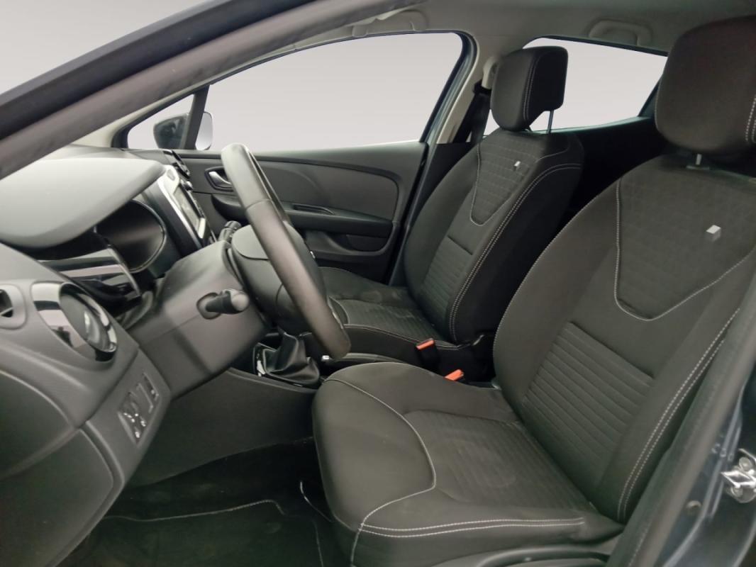 Renault Clio - Photo 11