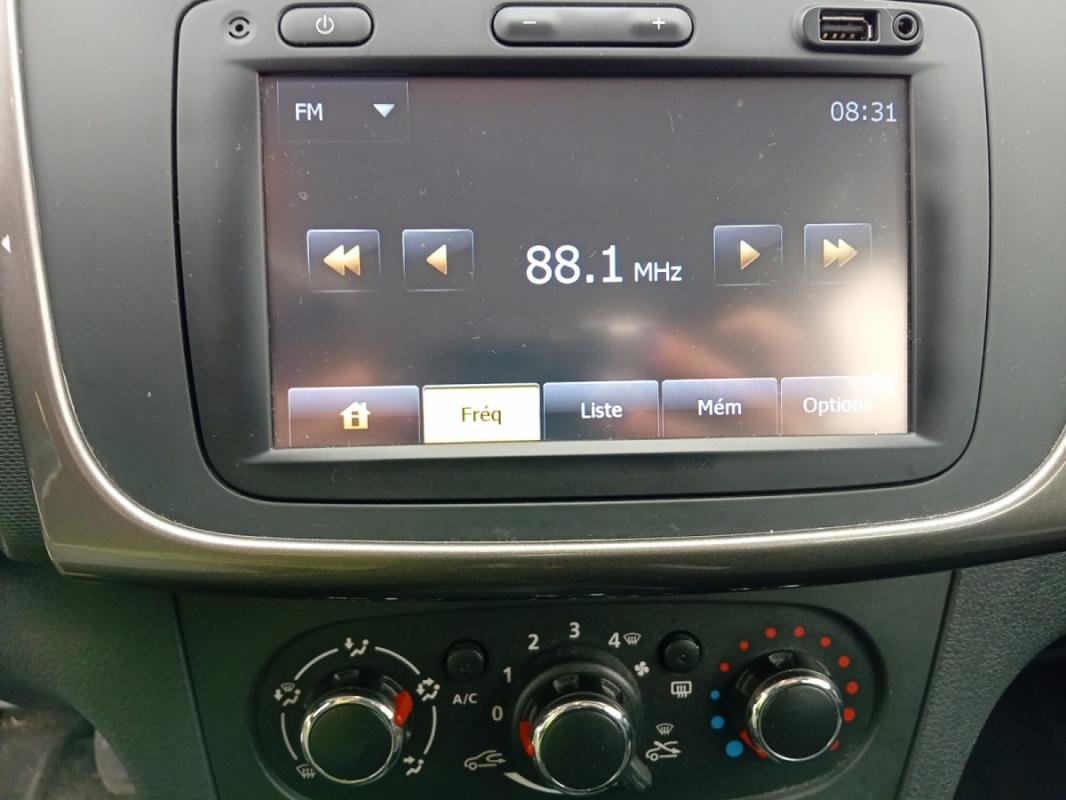 Dacia Sandero II - Photo 17