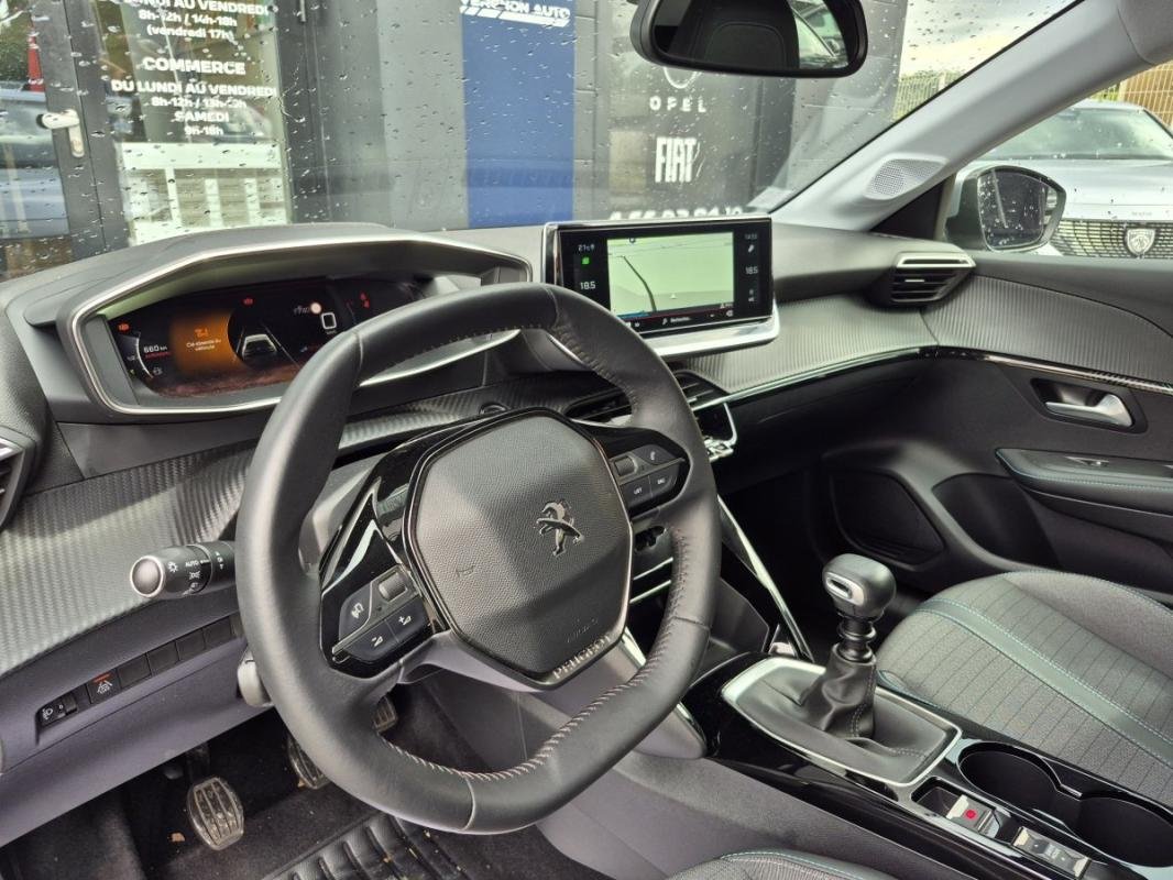 Peugeot 208 - Photo 21