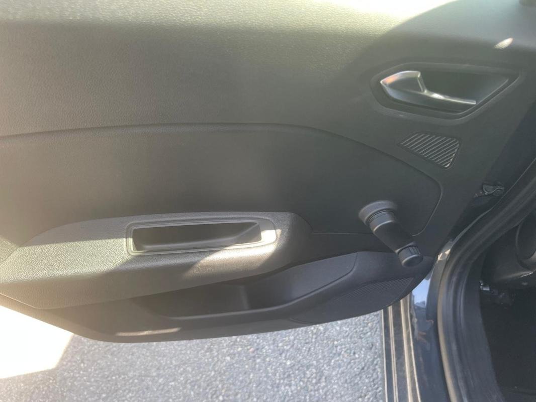 Renault Clio - Photo 17