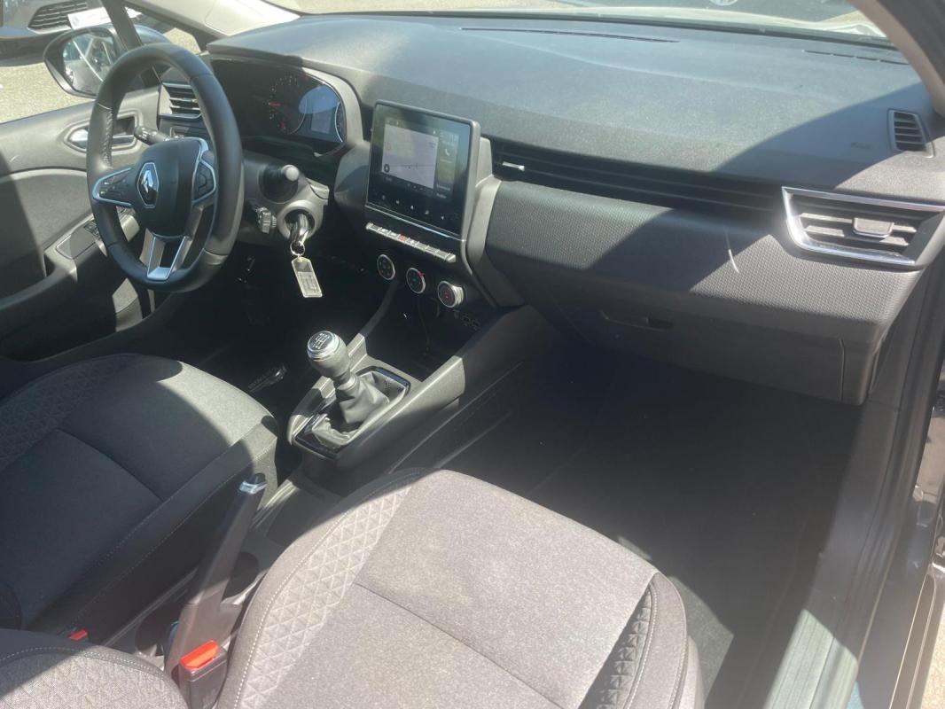 Renault Clio - Photo 23