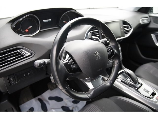 Peugeot 308 - Photo 11