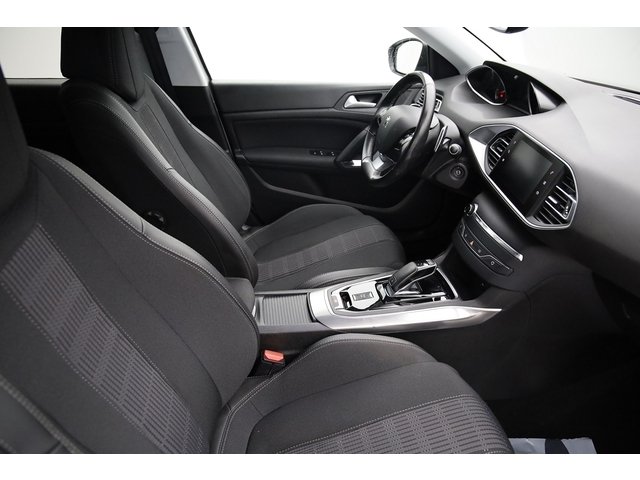 Peugeot 308 - Photo 17