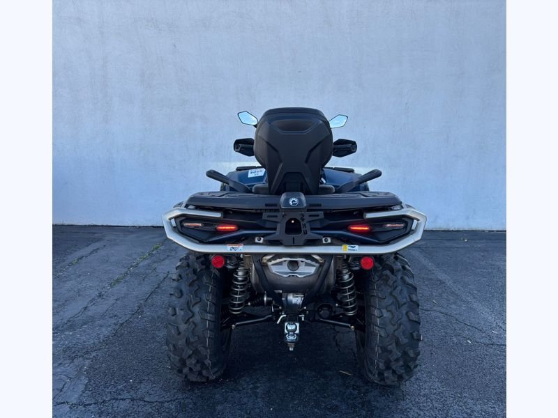 Can-Am Outlander - Photo 1