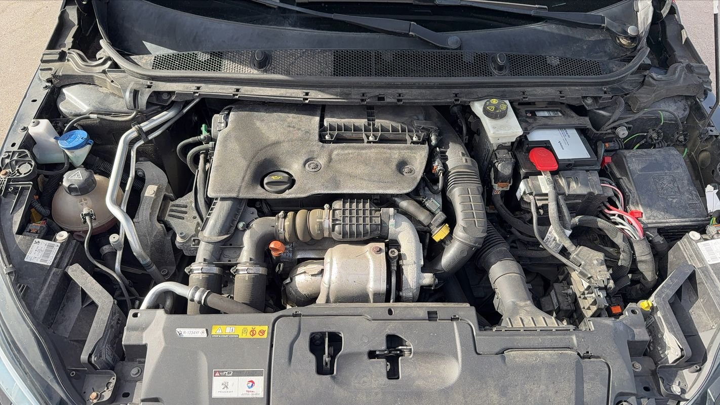 Peugeot 308 SW - Photo 15