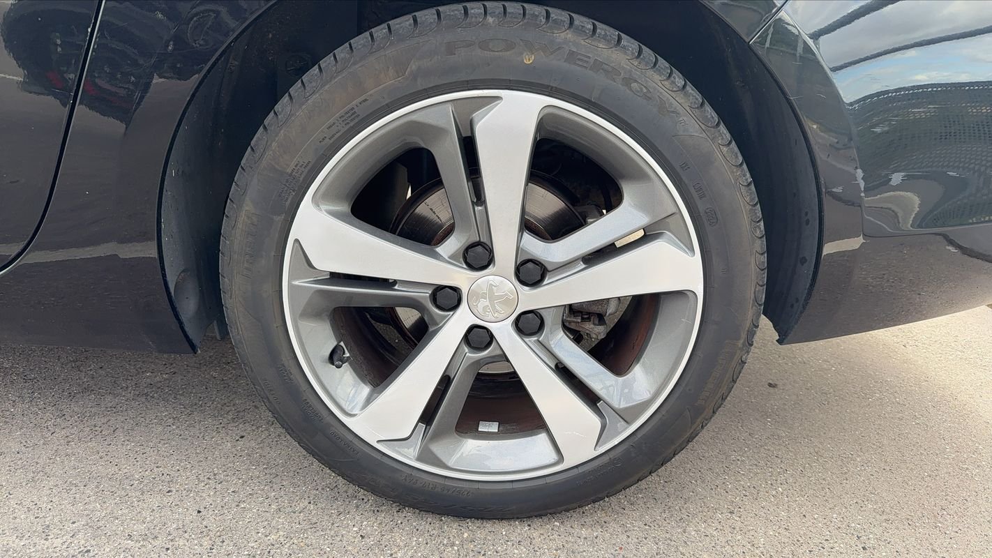 Peugeot 308 SW - Photo 19