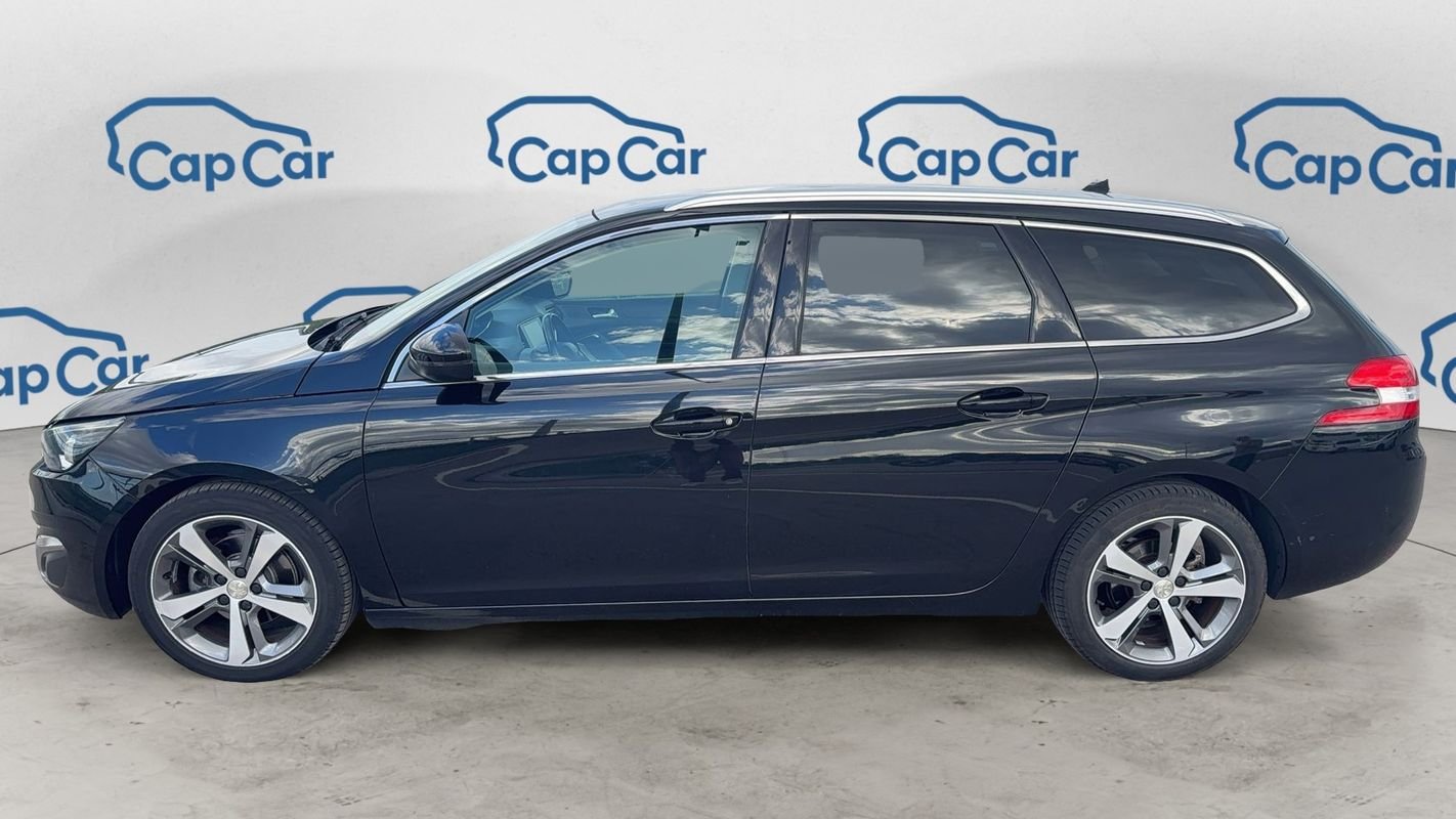 Peugeot 308 SW - Photo 2