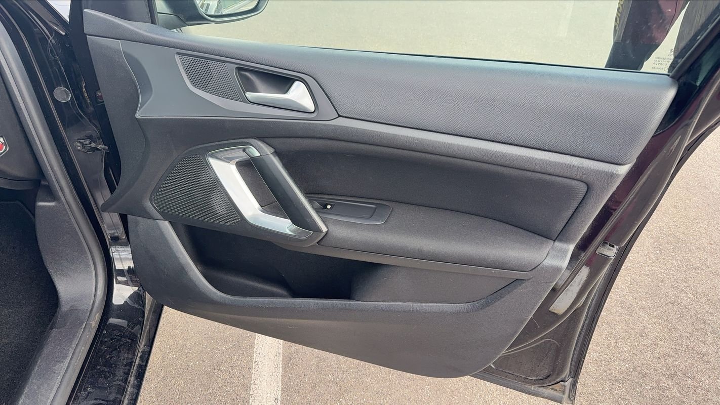 Peugeot 308 SW - Photo 23