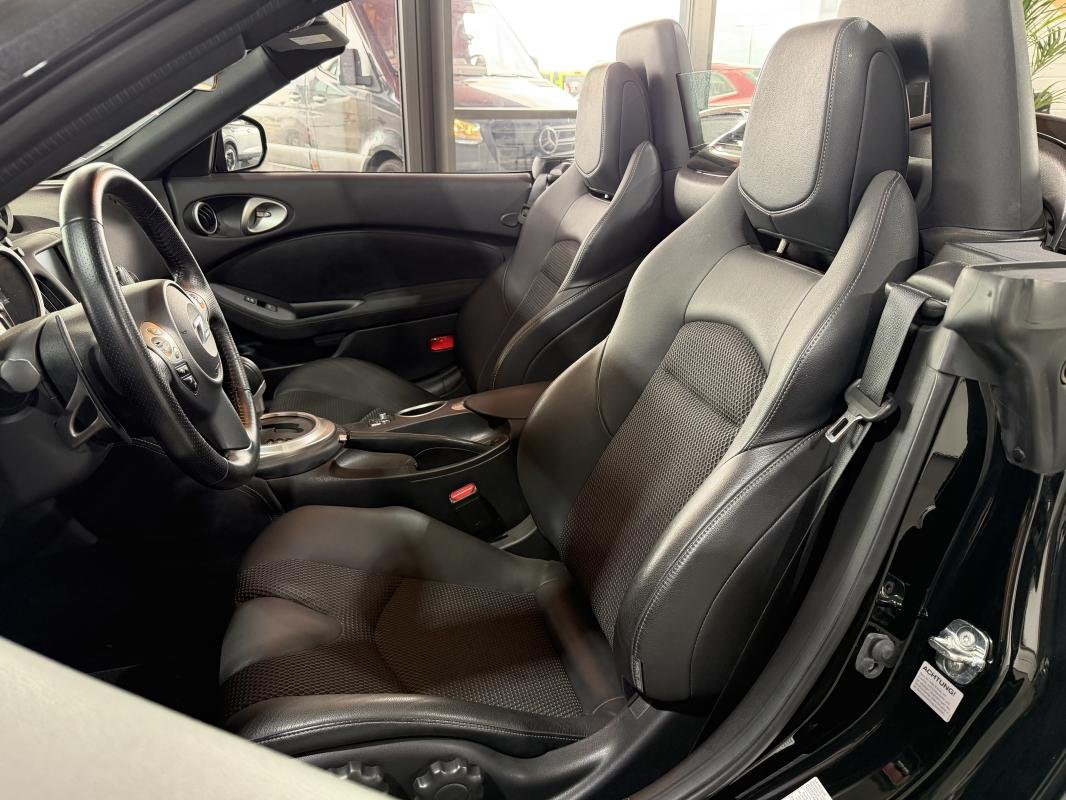 Nissan 370Z - Photo 14