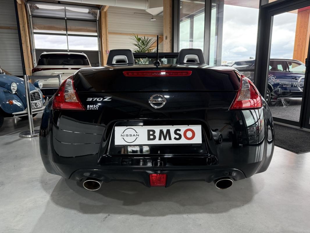 Nissan 370Z - Photo 5