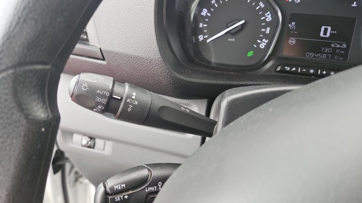 Peugeot Expert - Photo 15