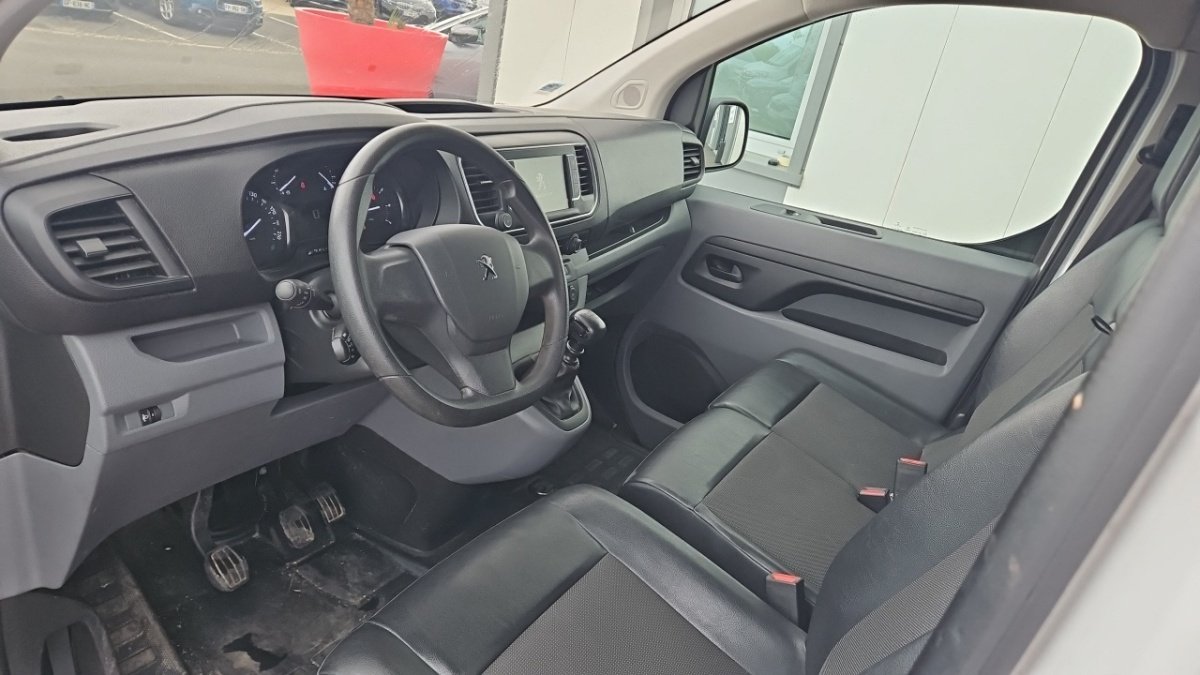 Peugeot Expert - Photo 8