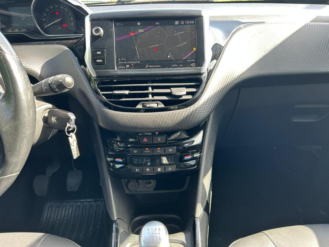 Peugeot 2008 - Photo 16
