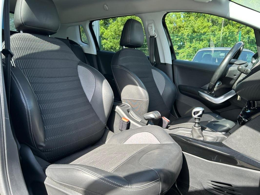 Peugeot 2008 - Photo 9