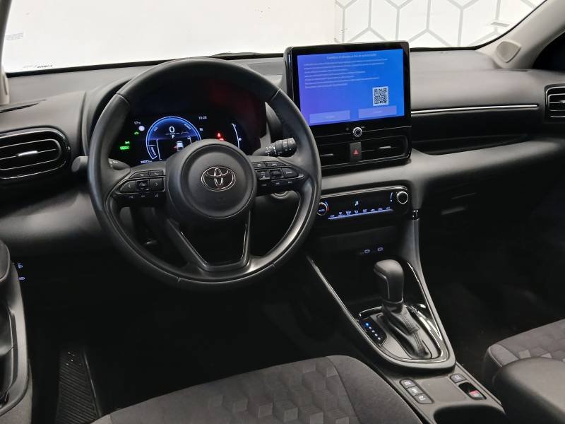 Toyota Yaris - Photo 11