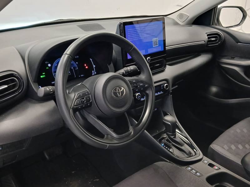 Toyota Yaris - Photo 10