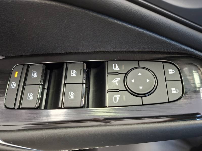 Nissan Qashqai - Photo 25