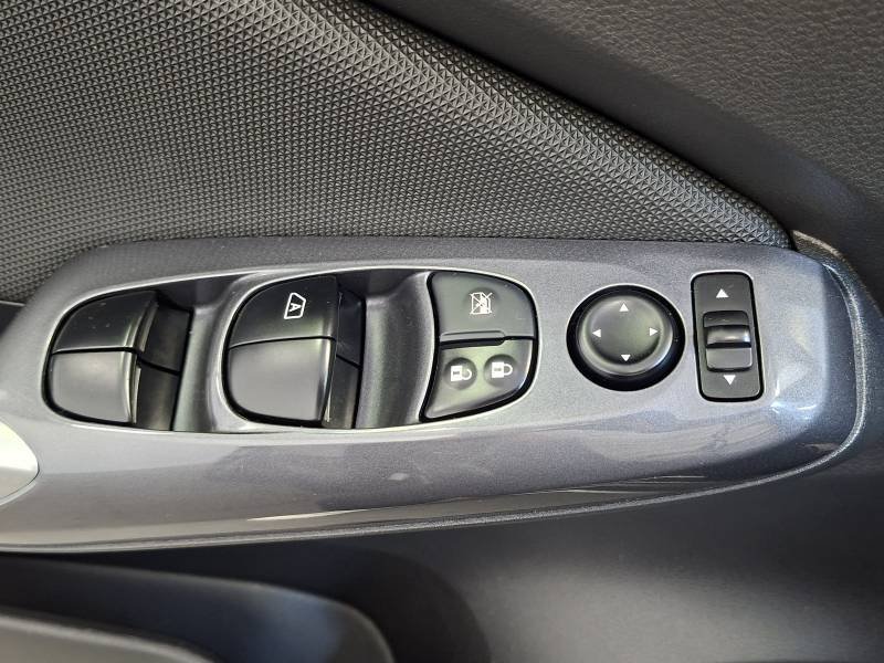 Nissan Juke - Photo 23