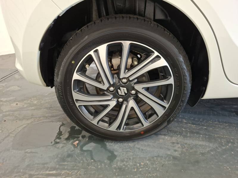 Suzuki Swift - Photo 11