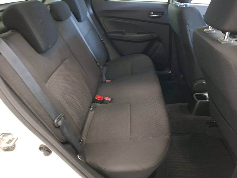 Suzuki Swift - Photo 16