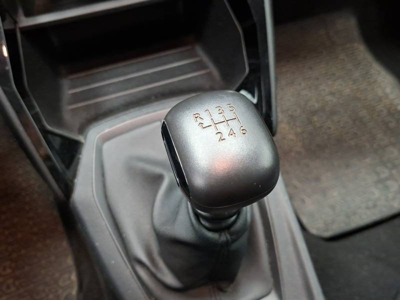 Peugeot 208 affaire - Photo 24