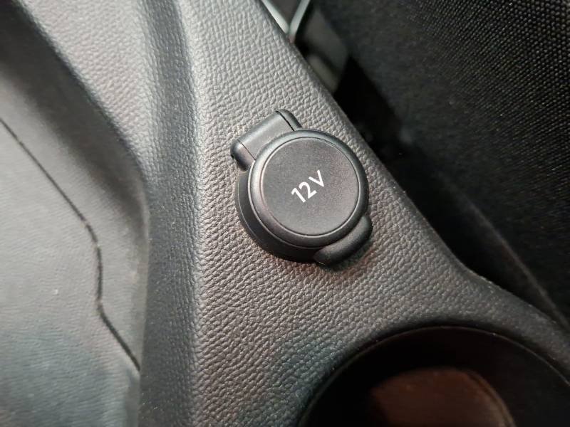 Peugeot 208 affaire - Photo 25