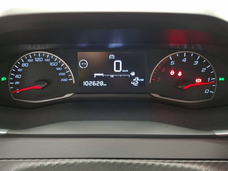 Peugeot 208 affaire - Photo 26