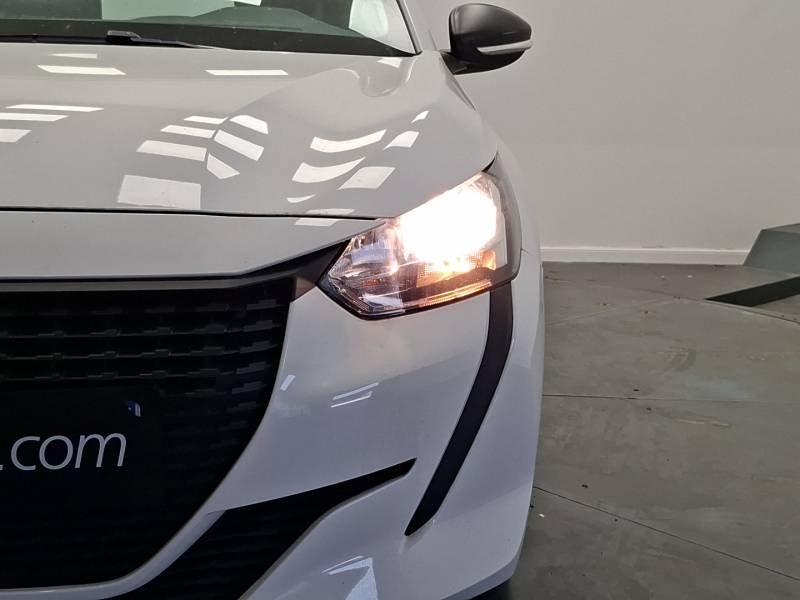 Peugeot 208 affaire - Photo 33