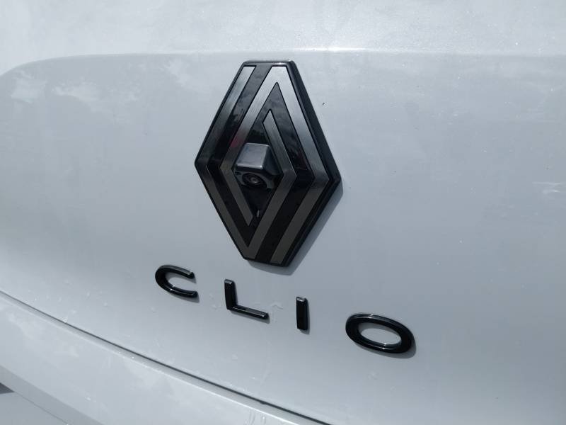 Renault Clio - Photo 18