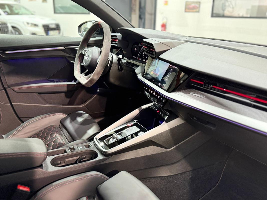 Audi RS3 Sportback - Photo 11