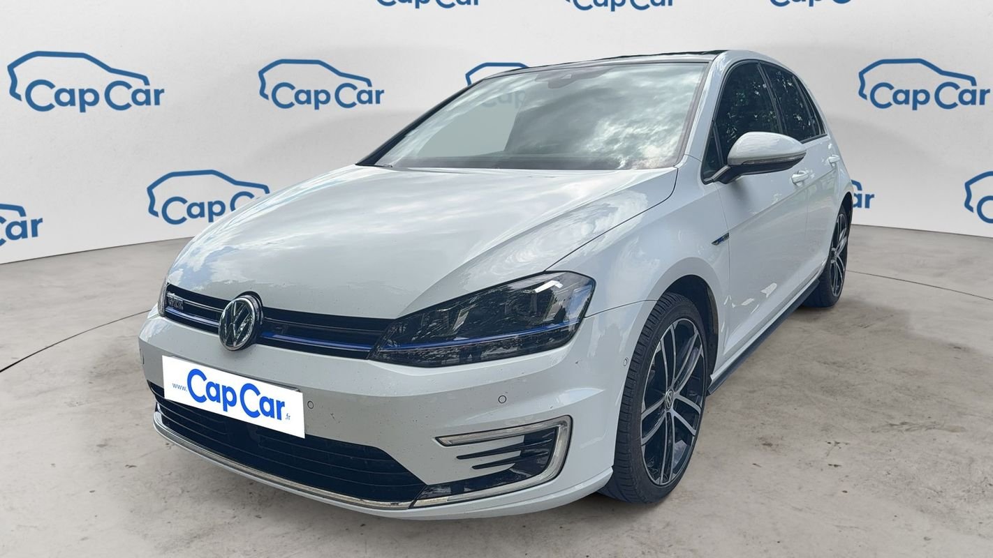 Volkswagen Golf - Photo 1